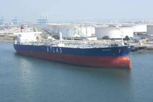 MT „ATLAS VALOR" - Aframax tanker built in 1999 at Koyo Dock K.K.